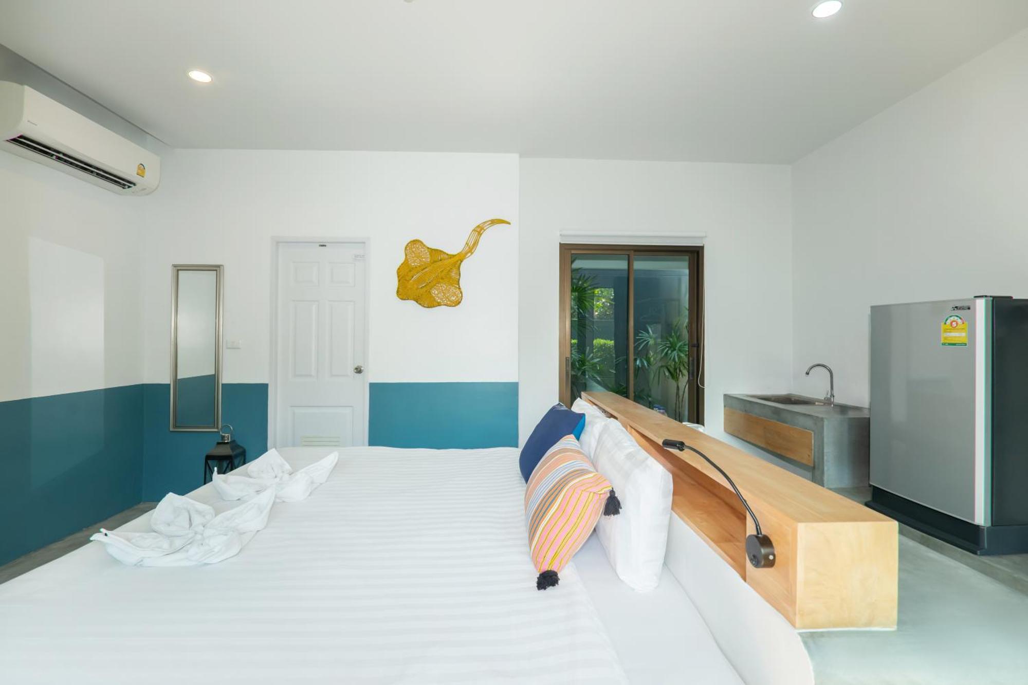 Kraam Silhouette Hotel And Cafe Phuket Chalong Dış mekan fotoğraf